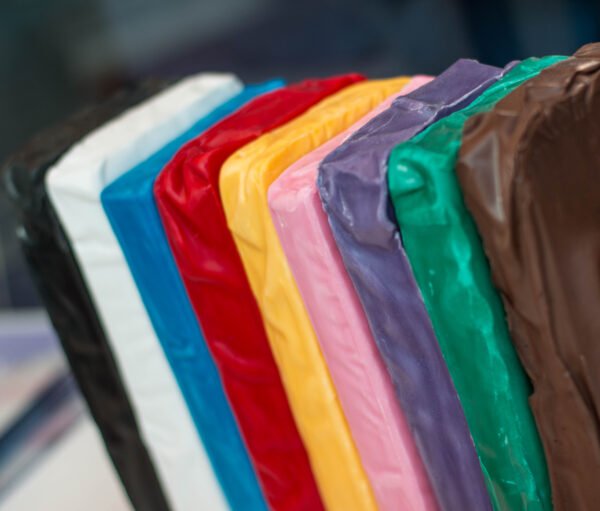 Dolcefreddo-fondan u boji za prekrivanje torti